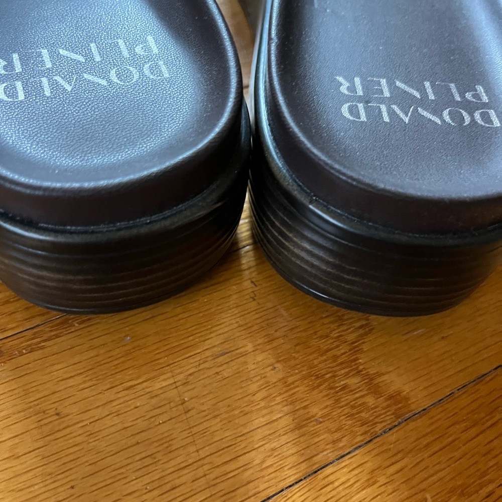 Donald Pliner Hold Slides - image 4